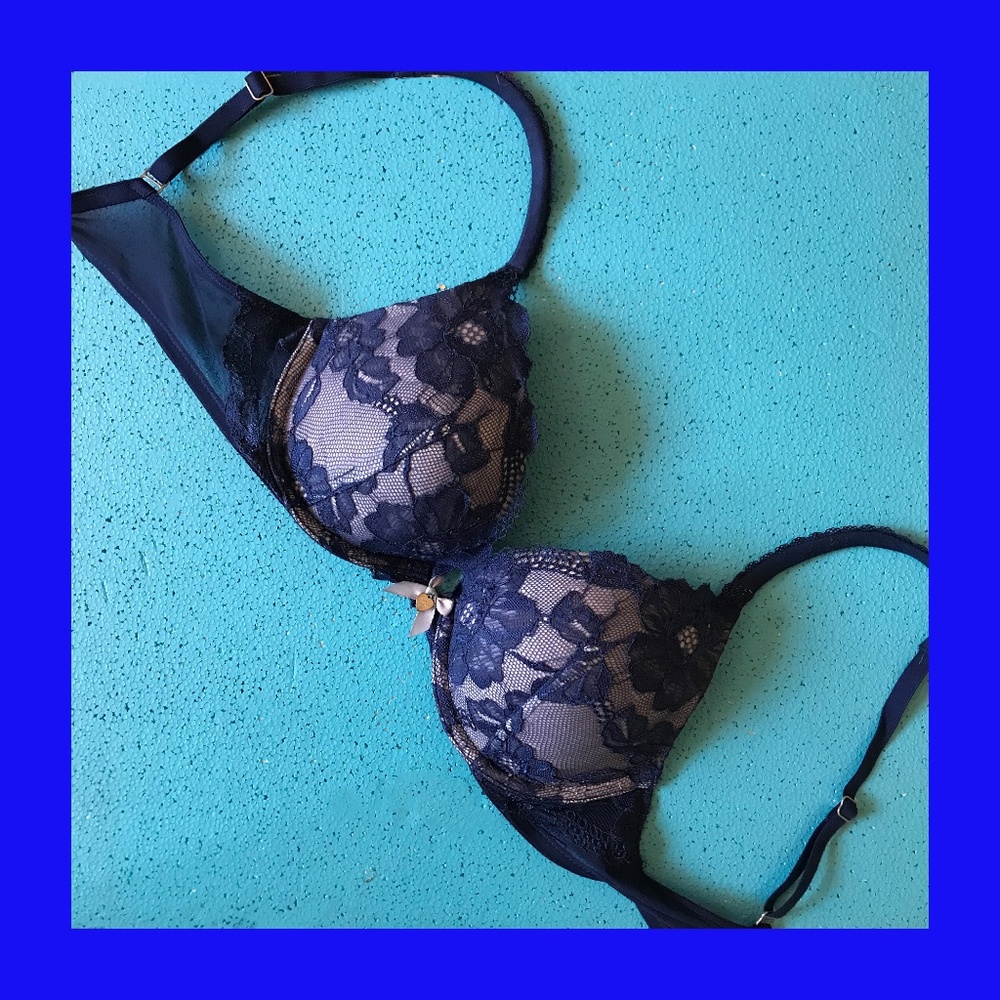 Body by Victoria's Secret Push-Up Bra